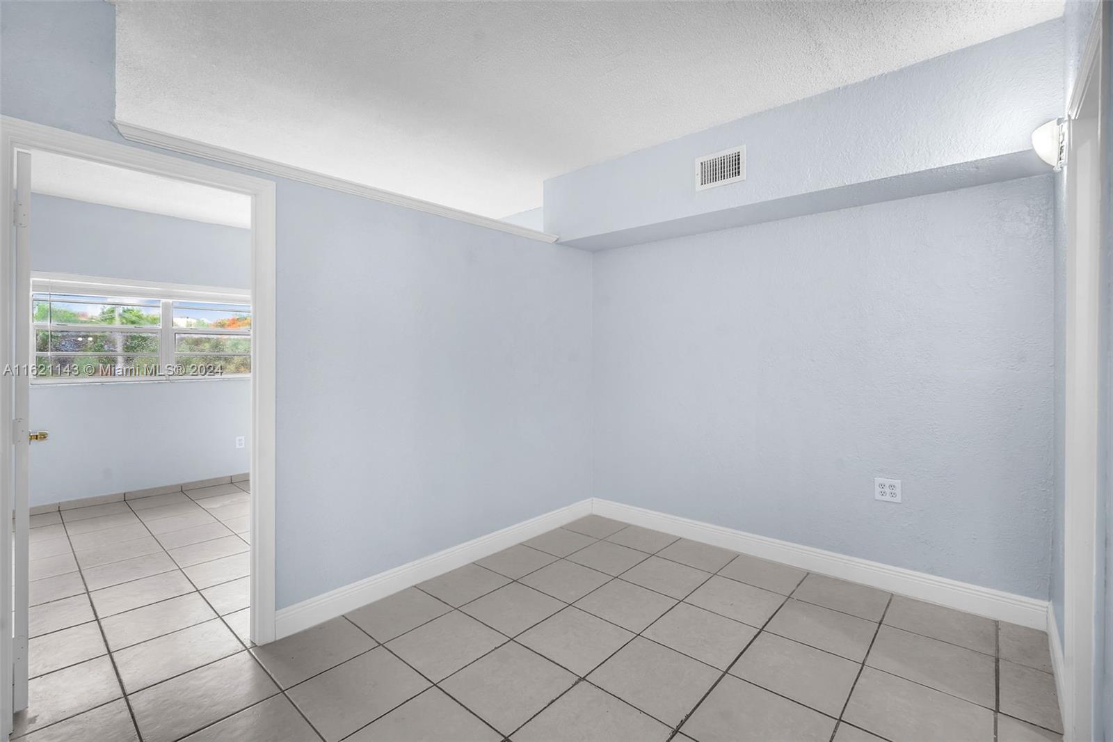 1350 West 53rd Street, Unit 12 Hialeah, FL 33012 - Photo 16 of 32