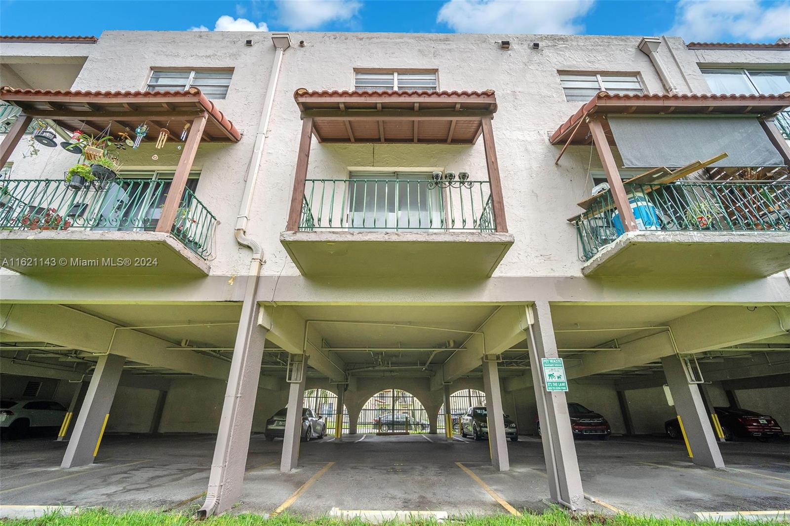 1350 West 53rd Street, Unit 12 Hialeah, FL 33012 - Photo 27 of 32