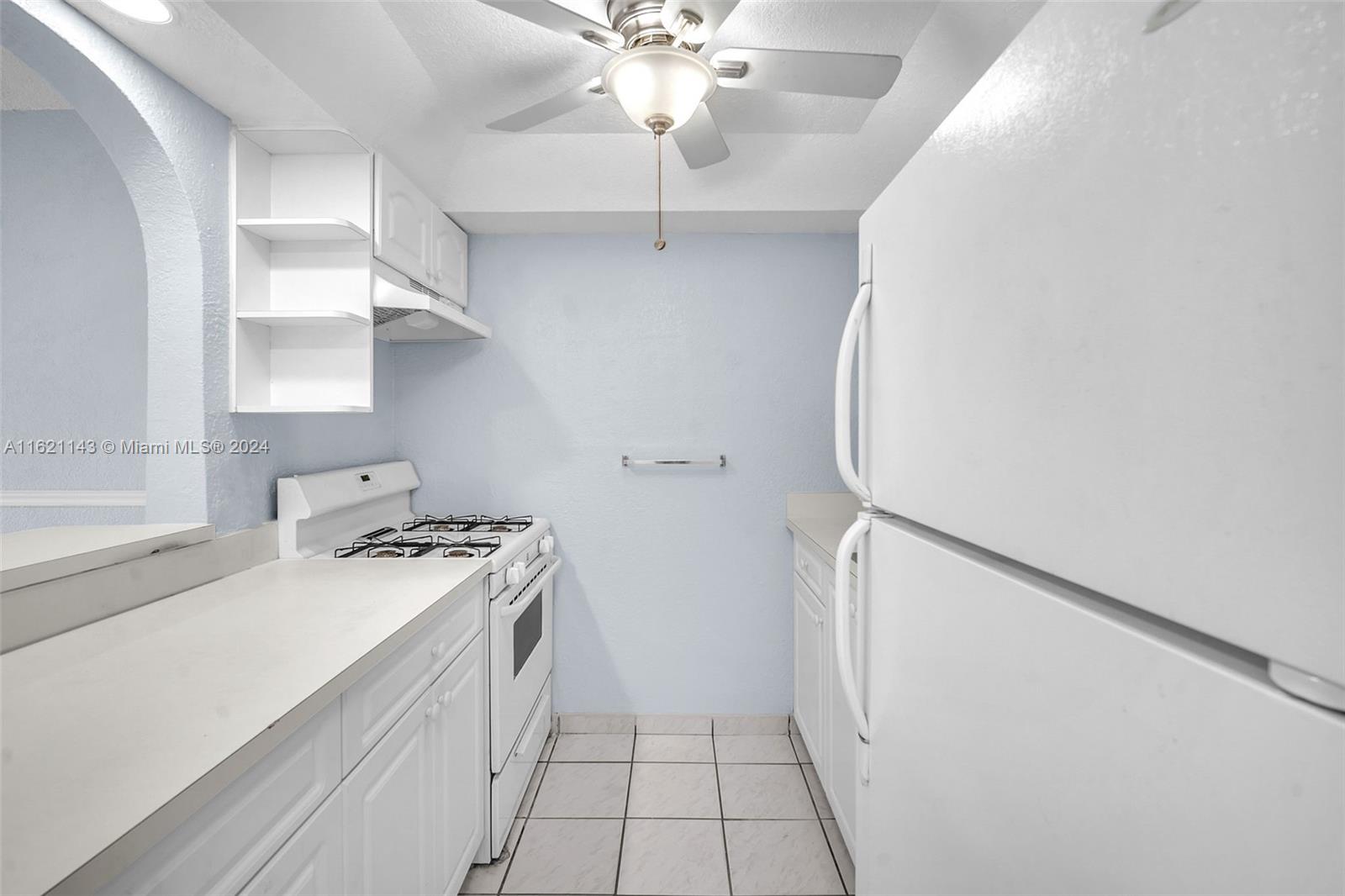 1350 West 53rd Street, Unit 12 Hialeah, FL 33012 - Photo 6 of 32
