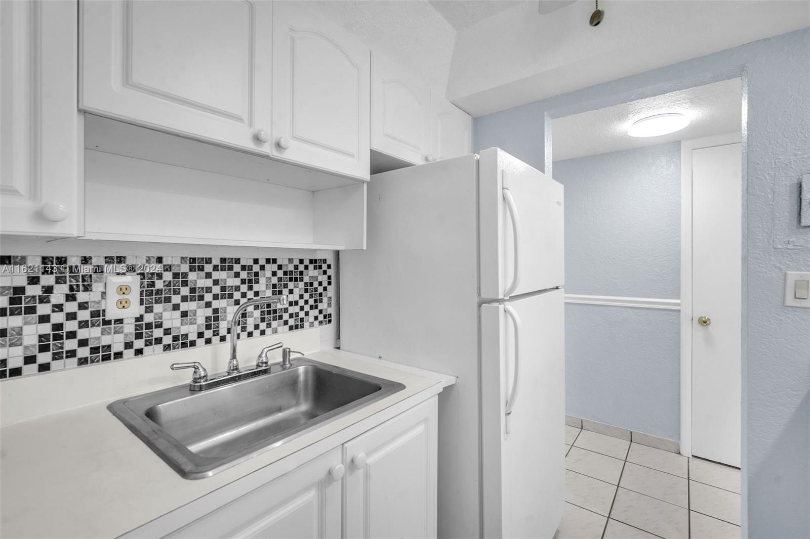 1350 West 53rd Street, Unit 12 Hialeah, FL 33012 - Photo 7 of 32