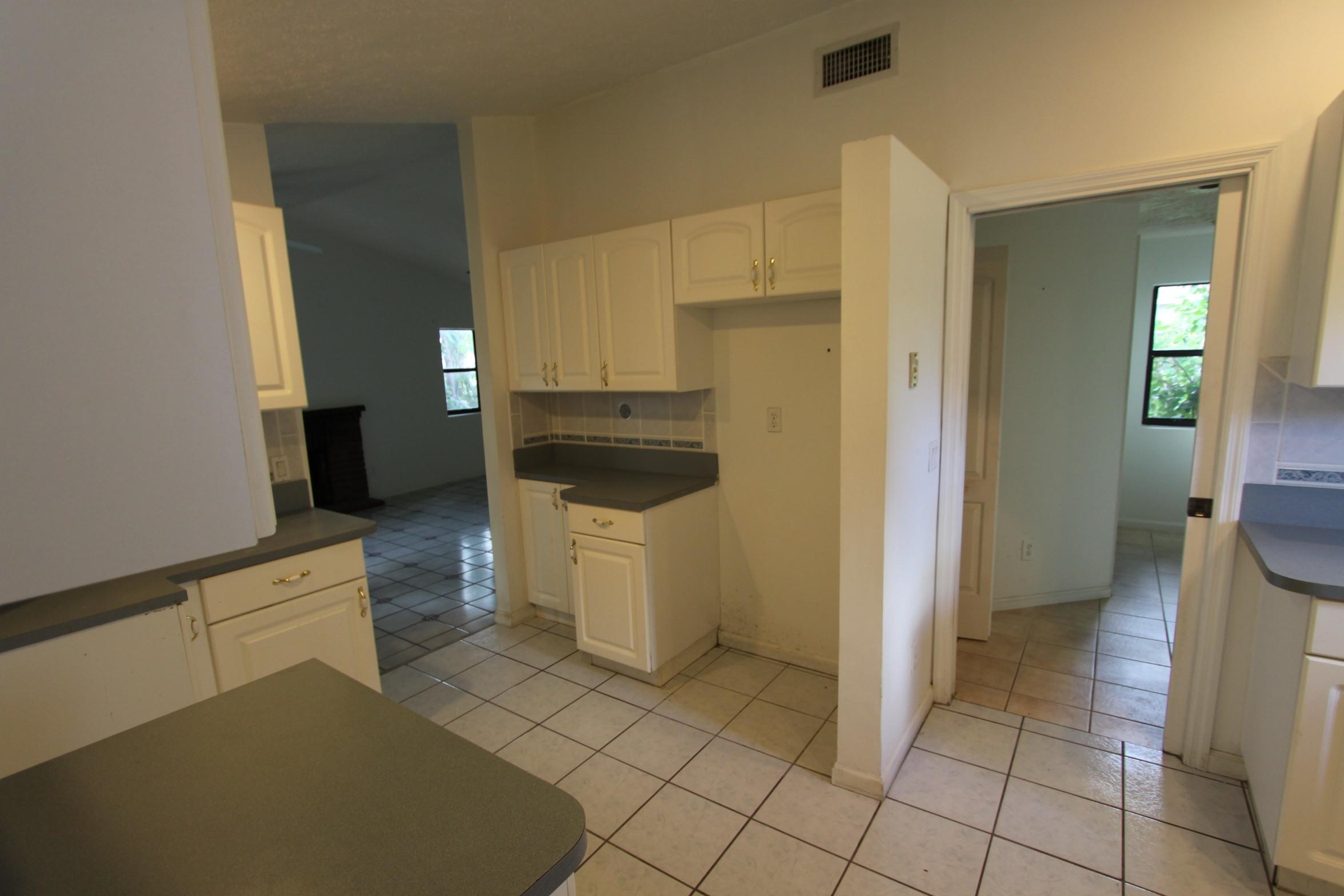 910 Tumblin Kling Road Fort Pierce, FL 34982 - Photo 3 of 11 IMG_9635