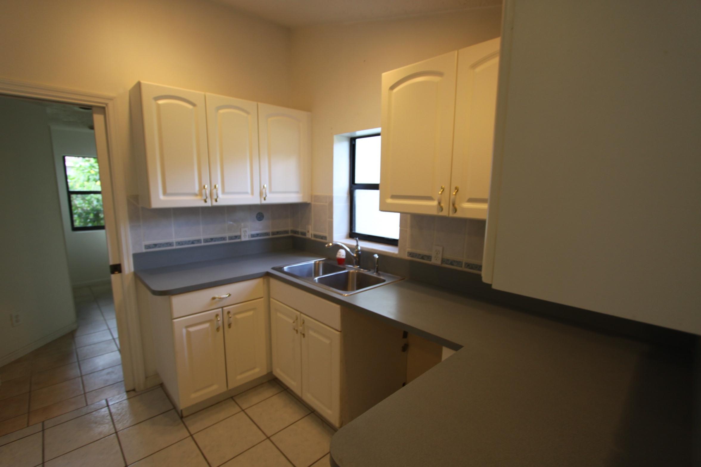 910 Tumblin Kling Road Fort Pierce, FL 34982 - Photo 4 of 11 IMG_9636