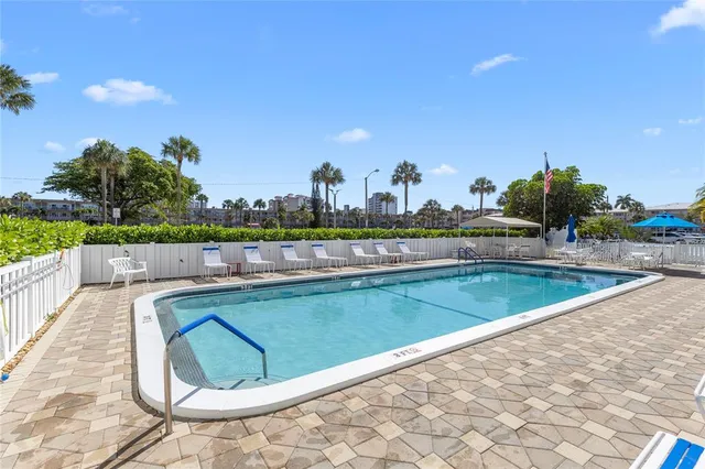 $349,900 | 3221 Northeast 8th Street, Unit 305F, Pompano Beach, FL 33062