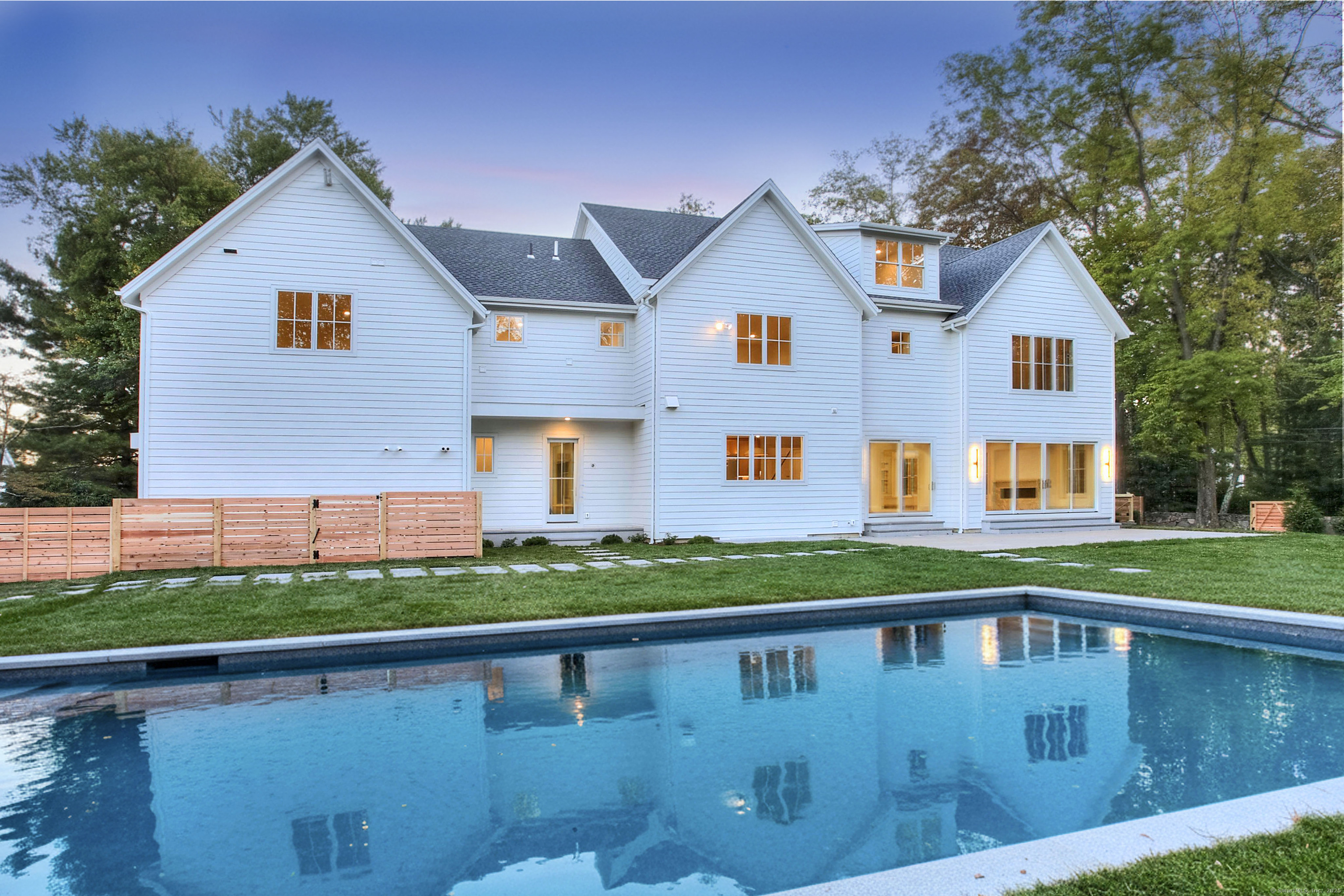 125 Old Road Westport, CT 06880 - Photo 2 of 39