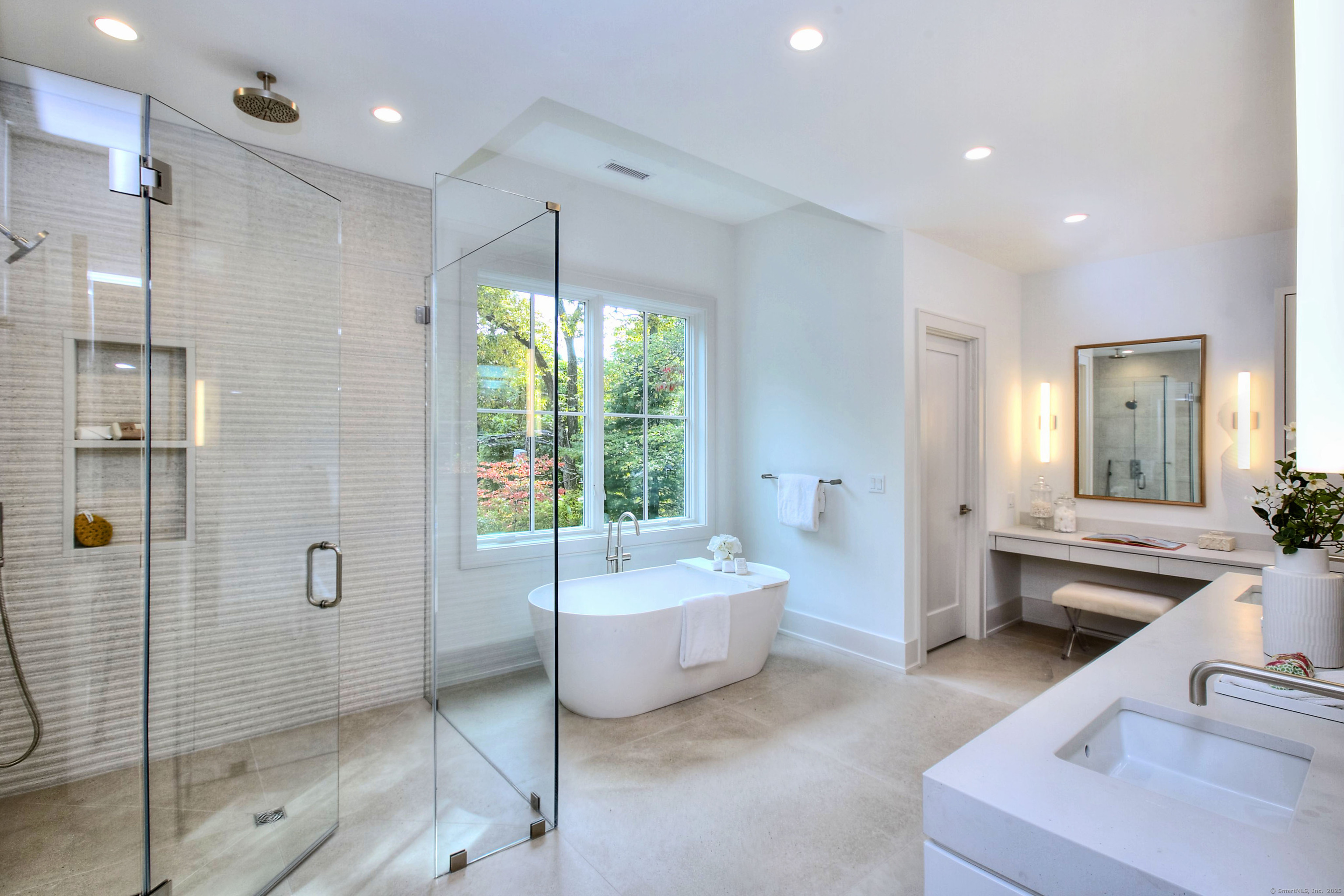 125 Old Road Westport, CT 06880 - Photo 21 of 39