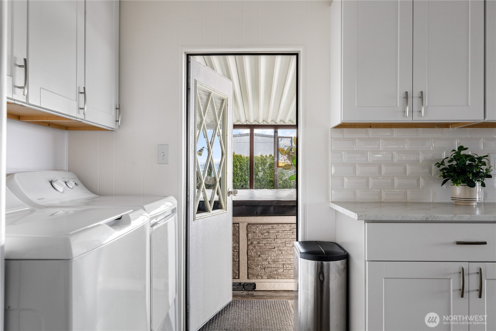 4901 South Thistle Lane Freeland, WA 98249 - Photo 12 of 31