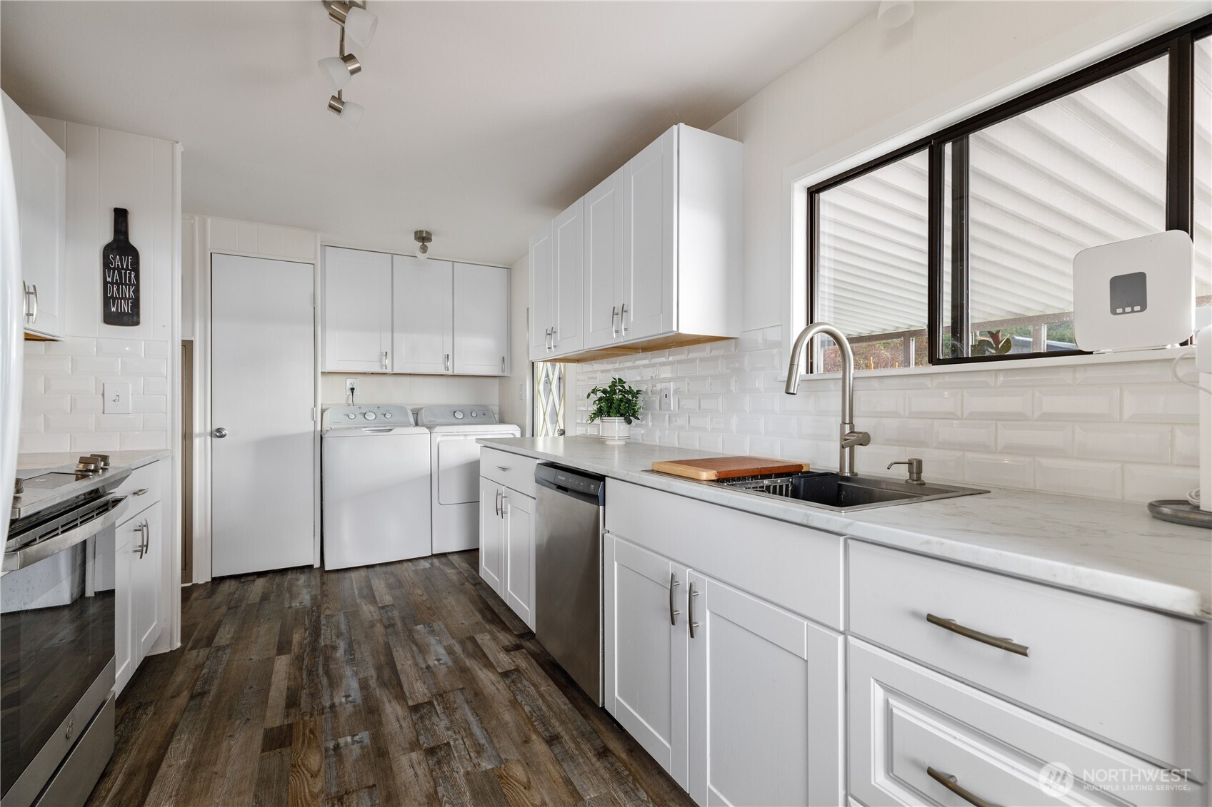 4901 South Thistle Lane Freeland, WA 98249 - Photo 9 of 31