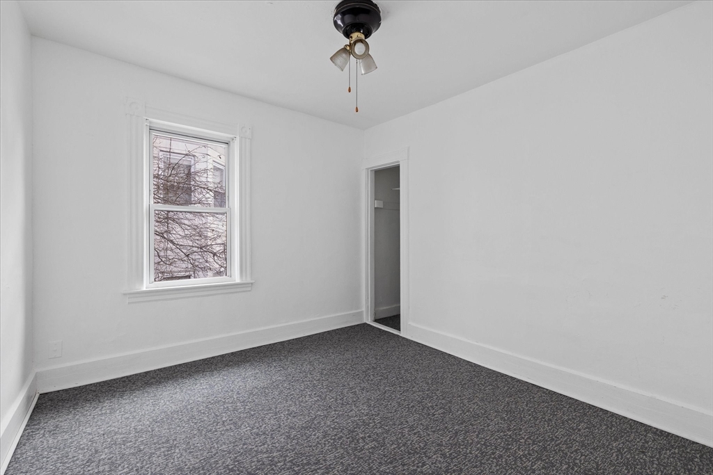 54 Esther Street Worcester, MA 01607 - Photo 11 of 26 Gallery Image 11