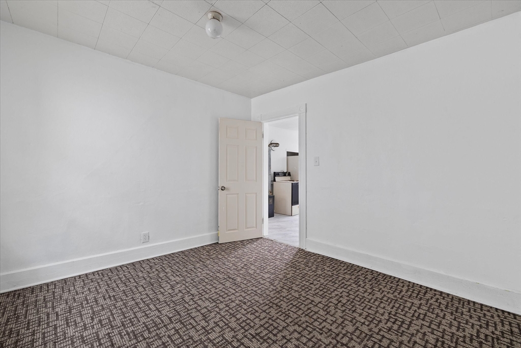 54 Esther Street Worcester, MA 01607 - Photo 14 of 26 Gallery Image 14