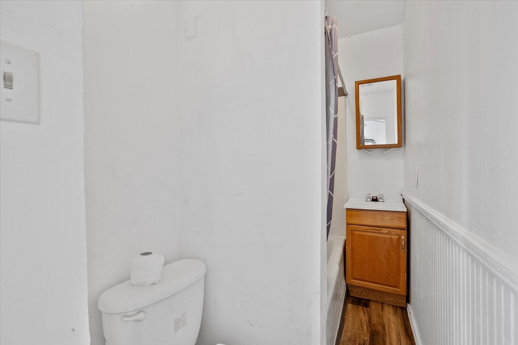 54 Esther Street Worcester, MA 01607 - Photo 15 of 26 Gallery Image 15