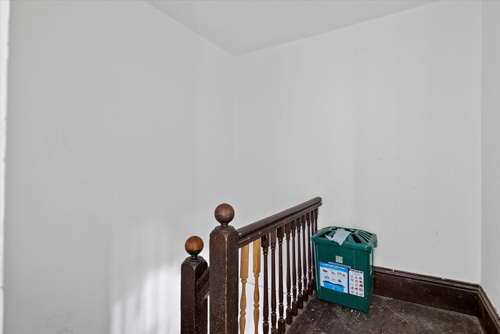 54 Esther Street Worcester, MA 01607 - Photo 17 of 26 Gallery Image 17