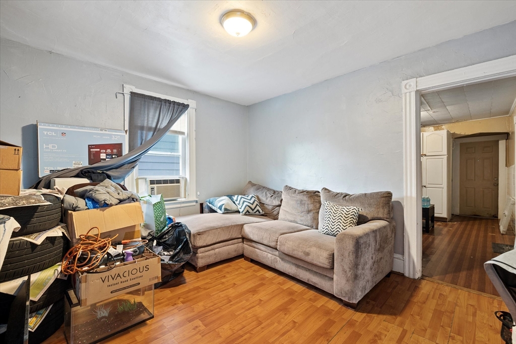 54 Esther Street Worcester, MA 01607 - Photo 18 of 26 Gallery Image 18