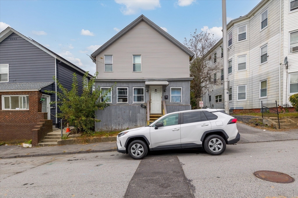 54 Esther Street Worcester, MA 01607 - Photo 3 of 26 Gallery Image 3