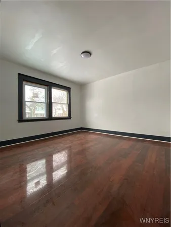 $1,200 | 111 North Ogden Street, Unit E, Buffalo, NY 14206
