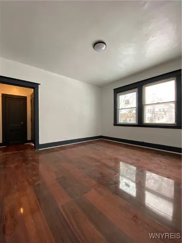 $1,300 | 111 North Ogden Street, Unit E, Buffalo, NY 14206