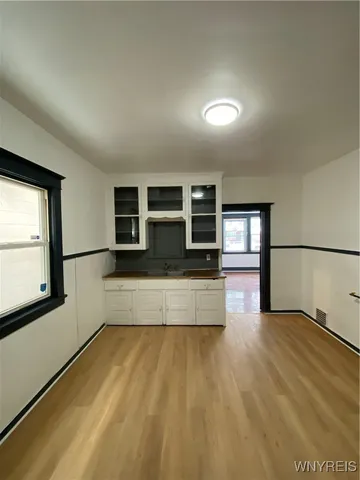 $1,300 | 111 North Ogden Street, Unit E, Buffalo, NY 14206