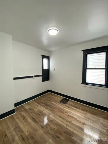 $1,300 | 111 North Ogden Street, Unit E, Buffalo, NY 14206