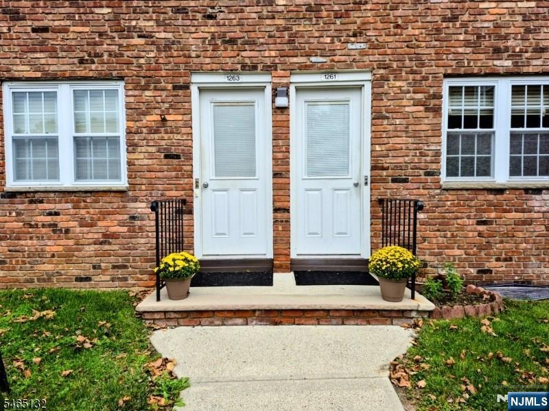 1261 A Valley Road Wayne, NJ 07470 - Photo 1 of 15 Gallery Image 1