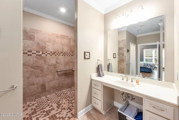 $465,000 | 48 Sunhaven Drive, Jackson, TN 38305