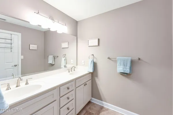 $465,000 | 48 Sunhaven Drive, Jackson, TN 38305