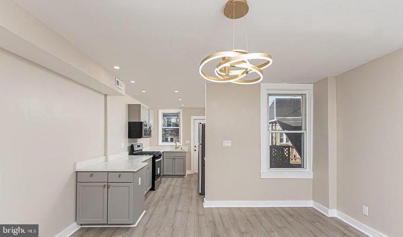 22 North Ellamont Street Baltimore, MD 21229 - Photo 7 of 12