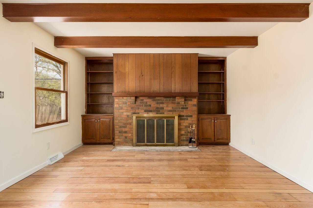 2335 Dorset Road Columbus, OH 43221 - Photo 5 of 46 Gallery Image 5
