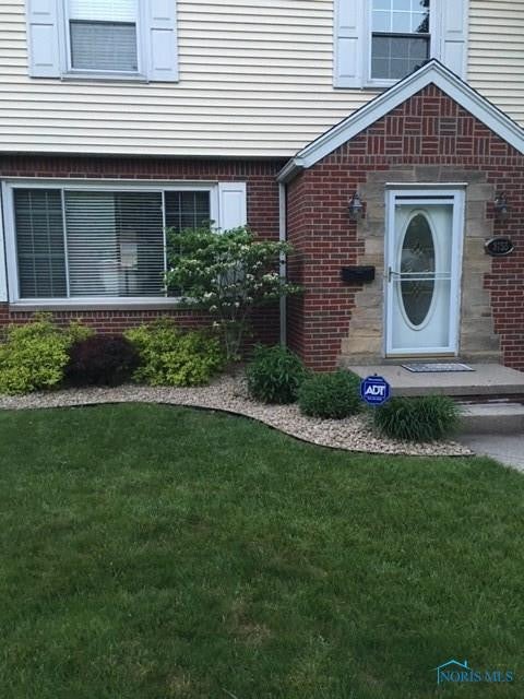 3755 Maxwell Road Toledo, OH 43613 - Photo 2 of 27 Gallery Image 2