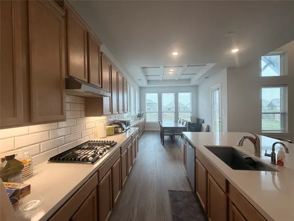 $3,300 | 6610 Lake Oasis Drive, Katy, TX 77493