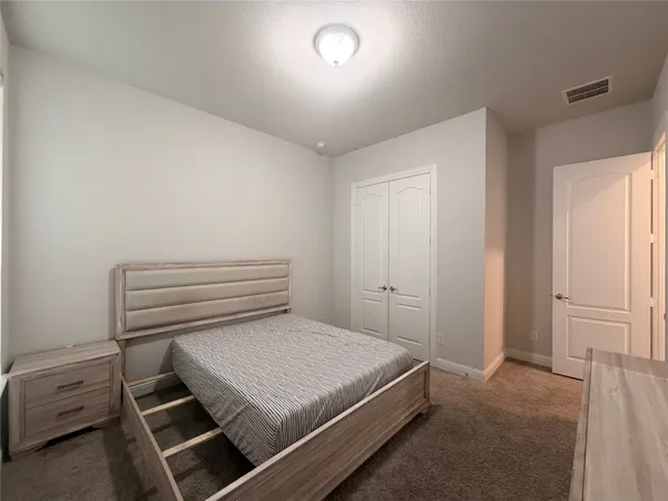 $3,300 | 6610 Lake Oasis Drive, Katy, TX 77493