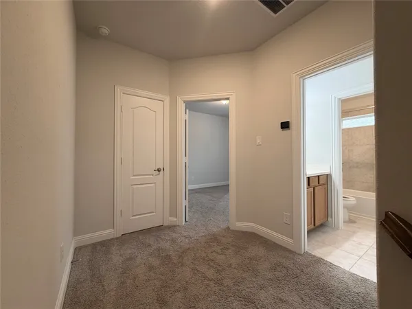 $3,300 | 6610 Lake Oasis Drive, Katy, TX 77493