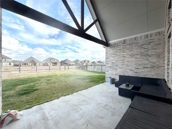 $3,300 | 6610 Lake Oasis Drive, Katy, TX 77493