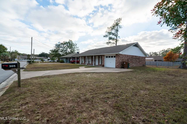 $175,350 | 305 Rita Lane, Long Beach, MS 39560