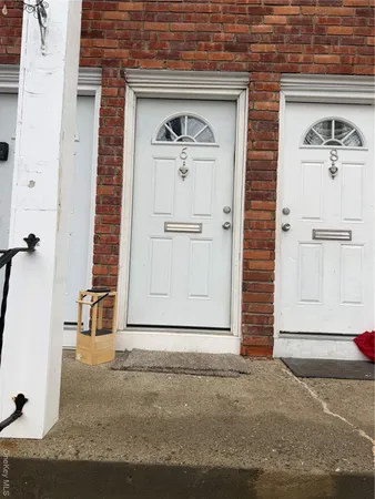 $1,600 | 2 Colonial Drive, Unit 6, Wappingers Falls, NY 12590