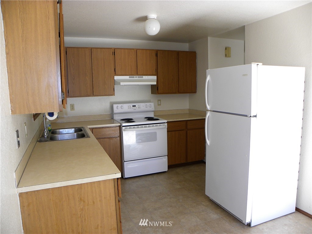 830 Northeast Larson Lake Road Belfair, WA 98528 - Photo 2 of 16 Gallery Image 2
