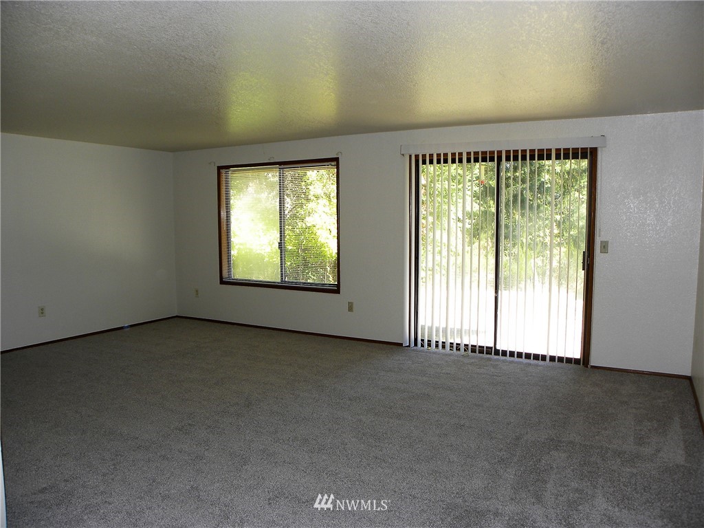 830 Northeast Larson Lake Road Belfair, WA 98528 - Photo 6 of 16 Gallery Image 6