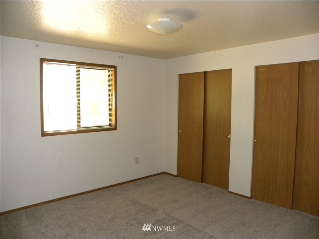 830 Northeast Larson Lake Road Belfair, WA 98528 - Photo 8 of 16 Gallery Image 8