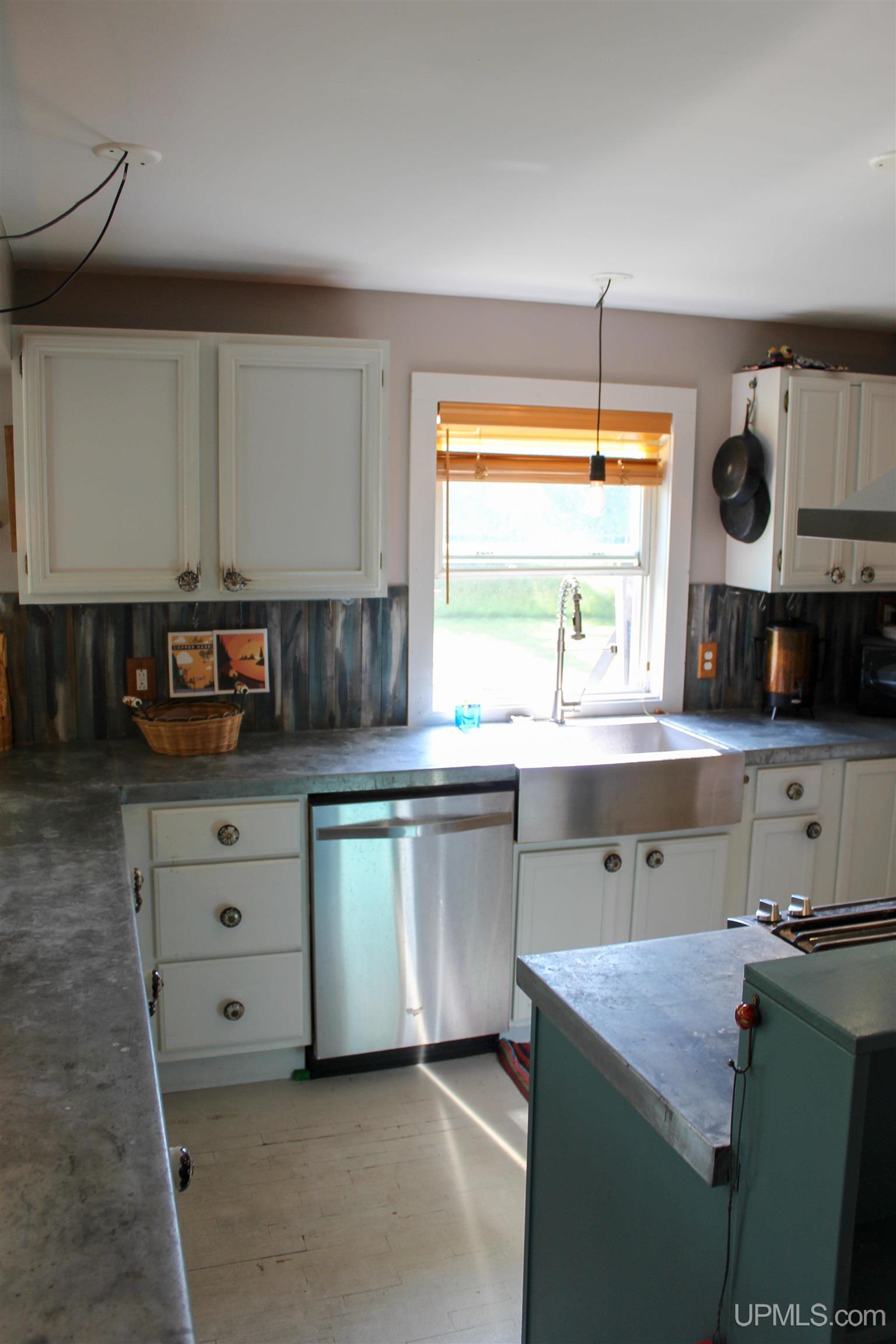 26141 Portage Entry Road Chassell, MI 49916 - Photo 31 of 98 Gallery Image 31