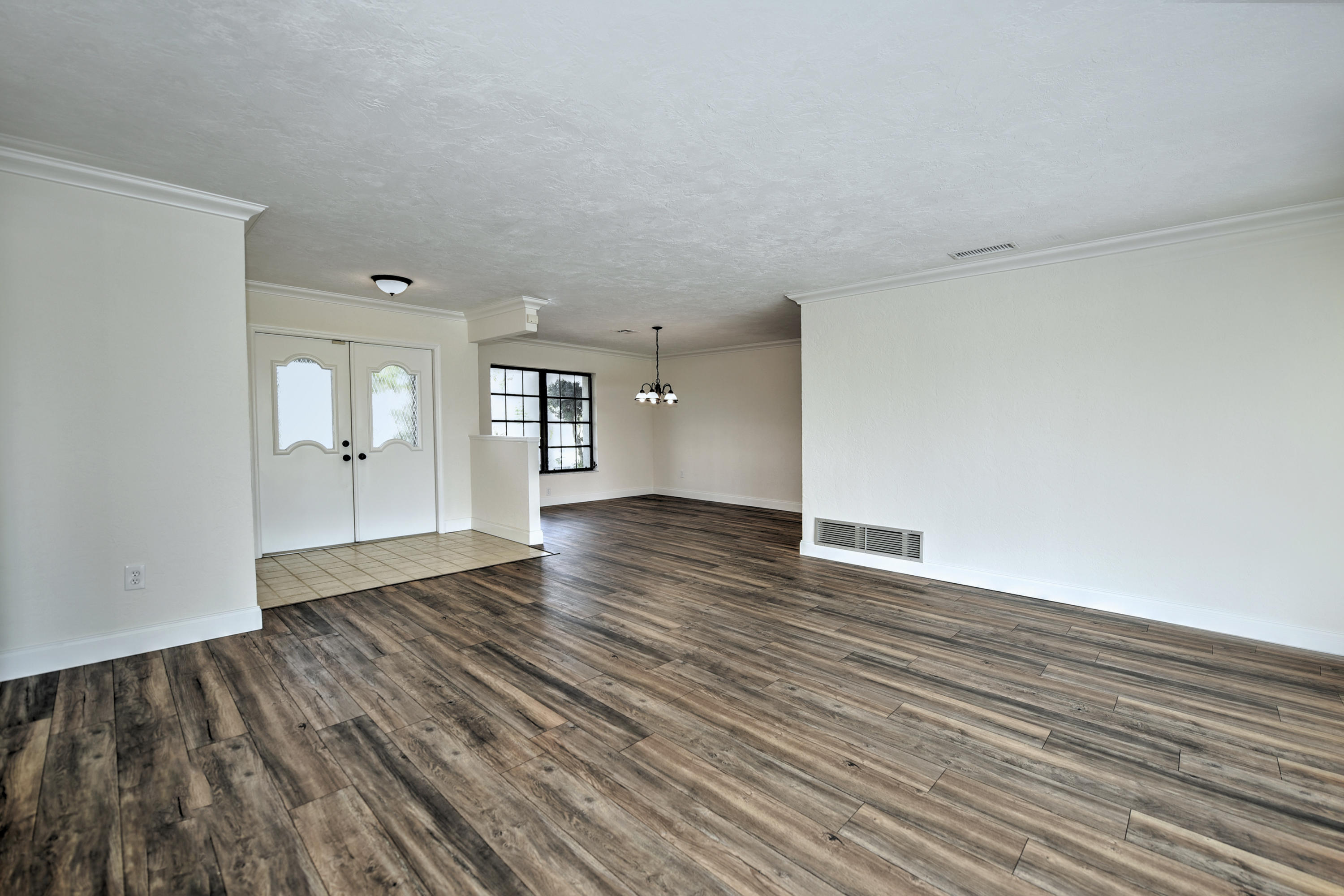198 Caddy Road Rotonda West, FL 33947 - Photo 5 of 25 6 Living Room