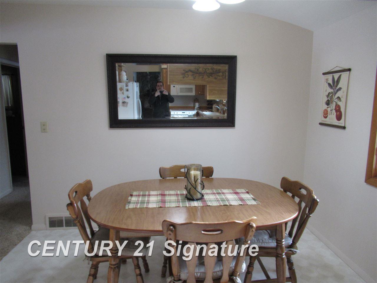 7137 Gillette Road Flushing, MI 48433 - Photo 11 of 47