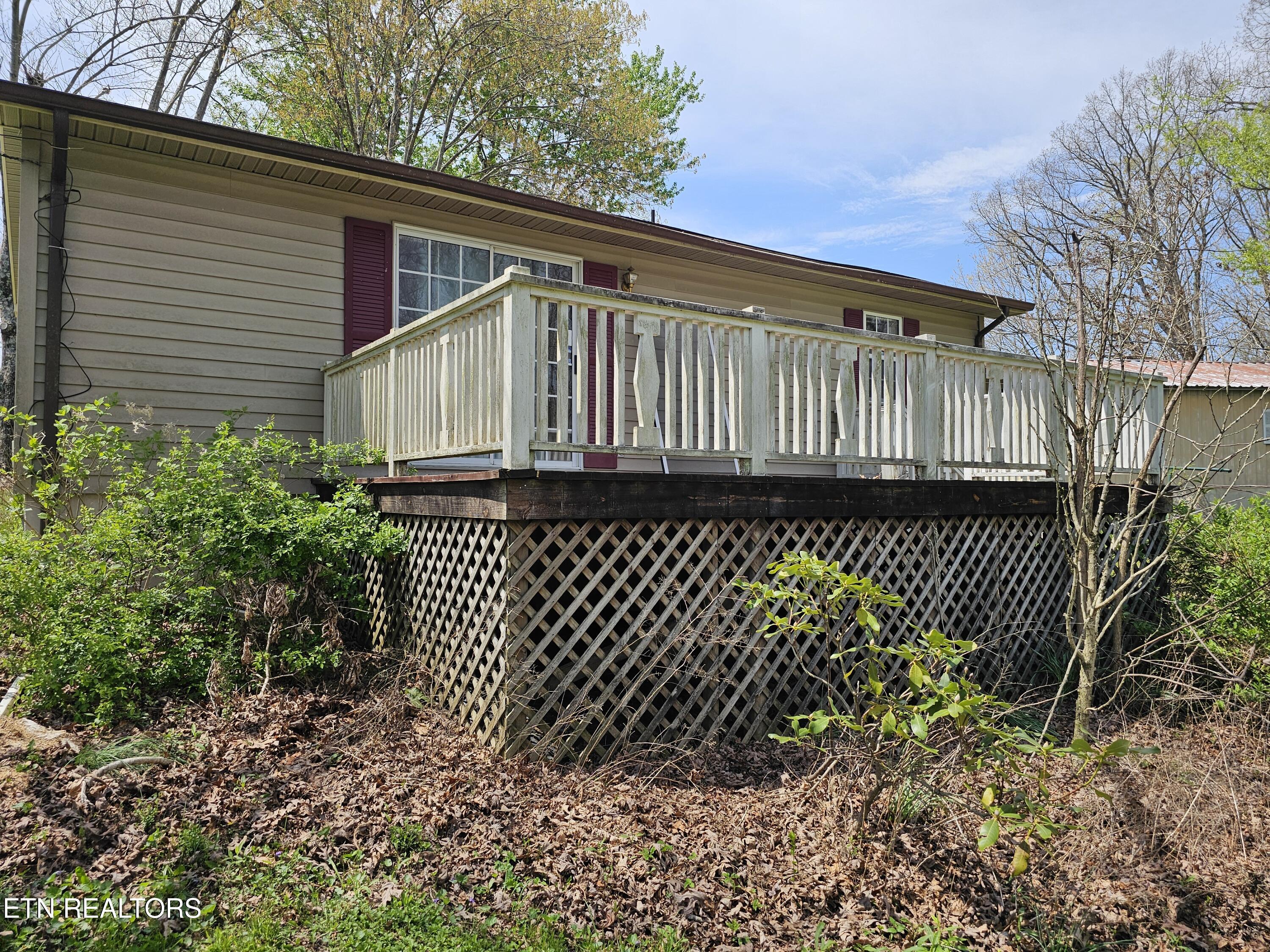 1009 Roysden Road Jamestown, TN 38556 - Photo 8 of 30 20250414_125928