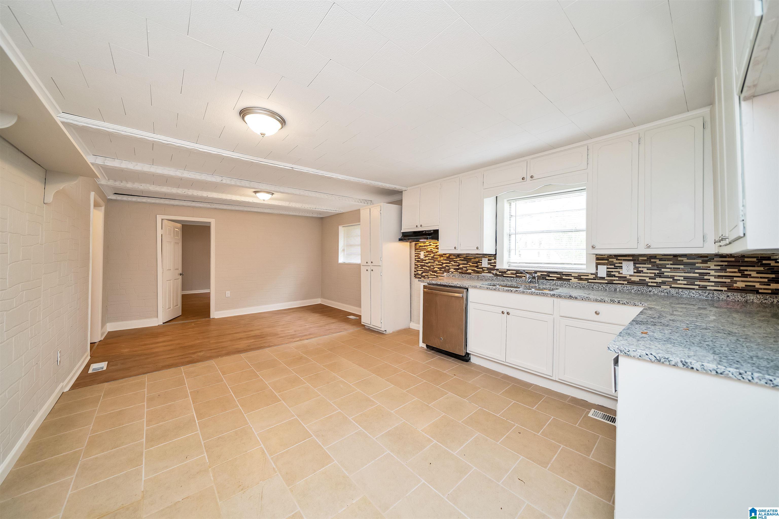 518 Old Birmingham Road Sumiton, AL 35148 - Photo 10 of 17