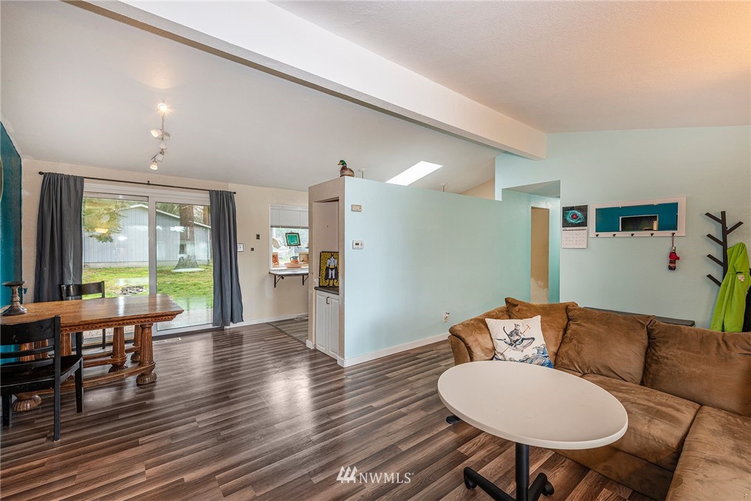 8711 John Dower Road Southwest Lakewood, WA 98499 - Photo 5 of 19 Gallery Image 5