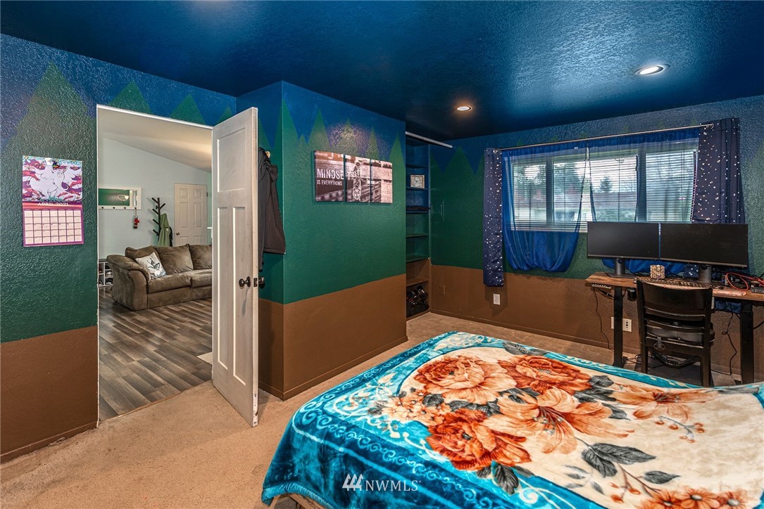8711 John Dower Road Southwest Lakewood, WA 98499 - Photo 8 of 19 Gallery Image 8