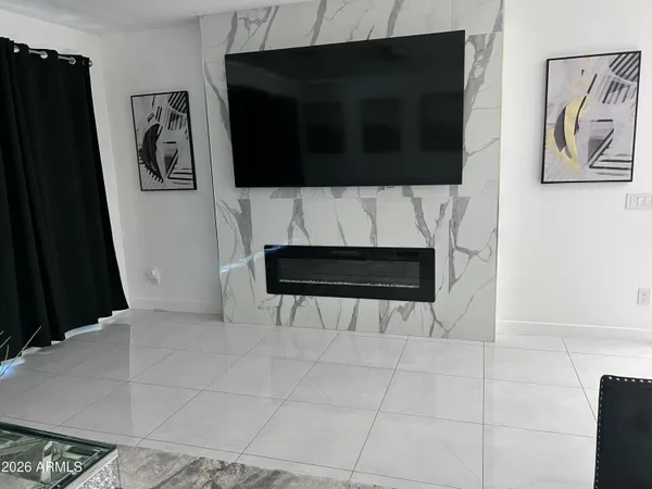 $2,990 | 7616 West Berridge Lane, Glendale, AZ 85303