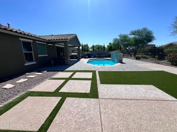 $2,990 | 7616 West Berridge Lane, Glendale, AZ 85303