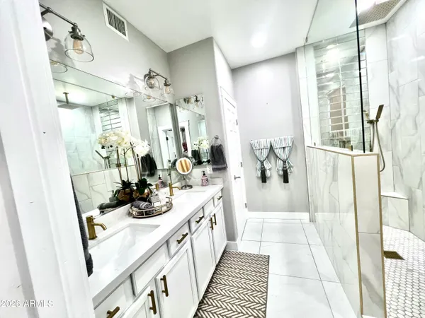 $3,250 | 7616 West Berridge Lane, Glendale, AZ 85303