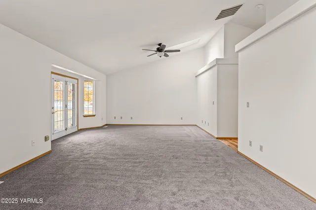 $525,000 | 20 Buttercup Lane, Selah, WA 98942