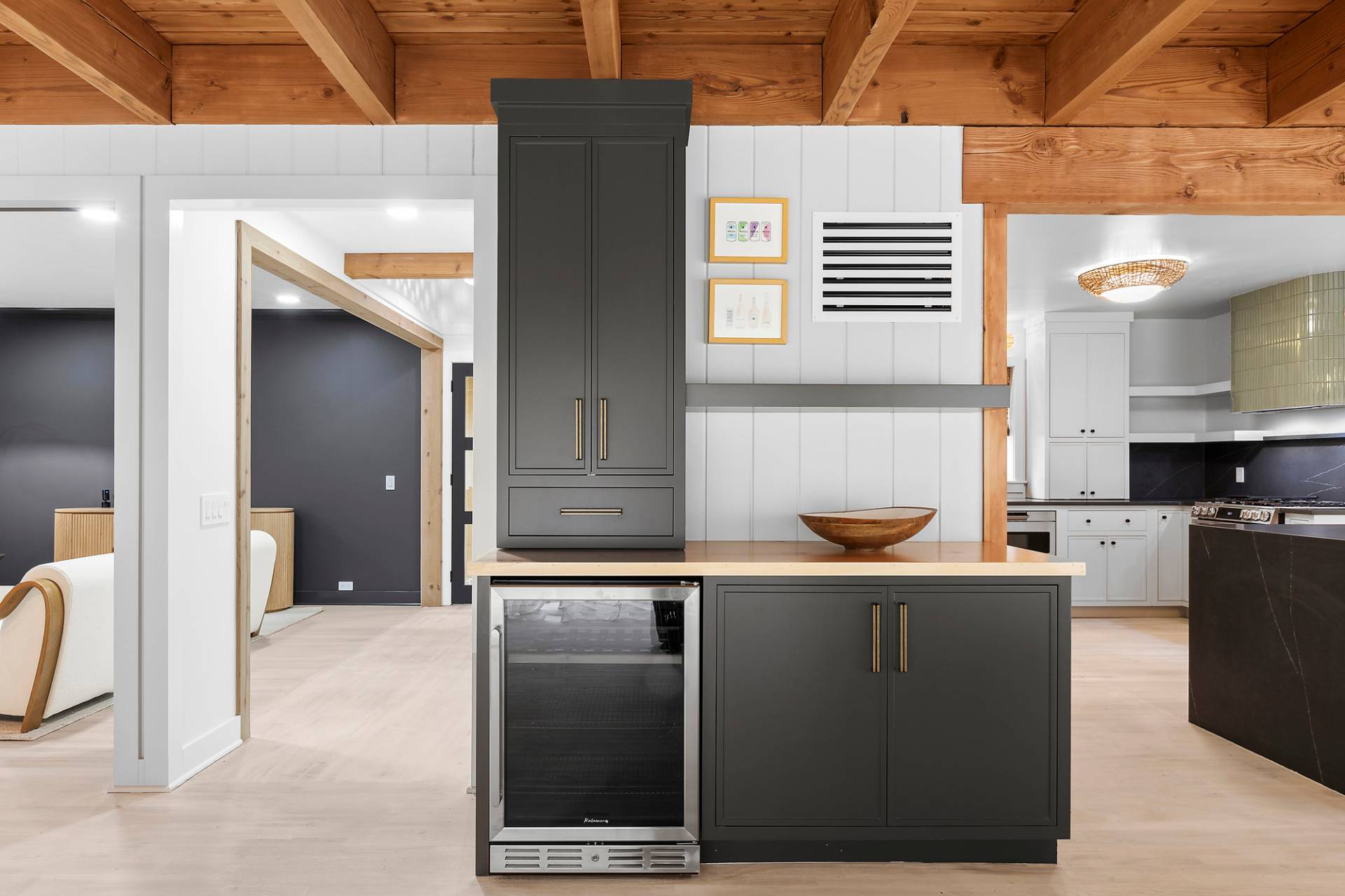 5 Phoebe Scoys Road East Hampton, NY 11937 - Photo 13 of 43 a kitchen with stainless steel appliances granite countertop a sink and a refrigerator