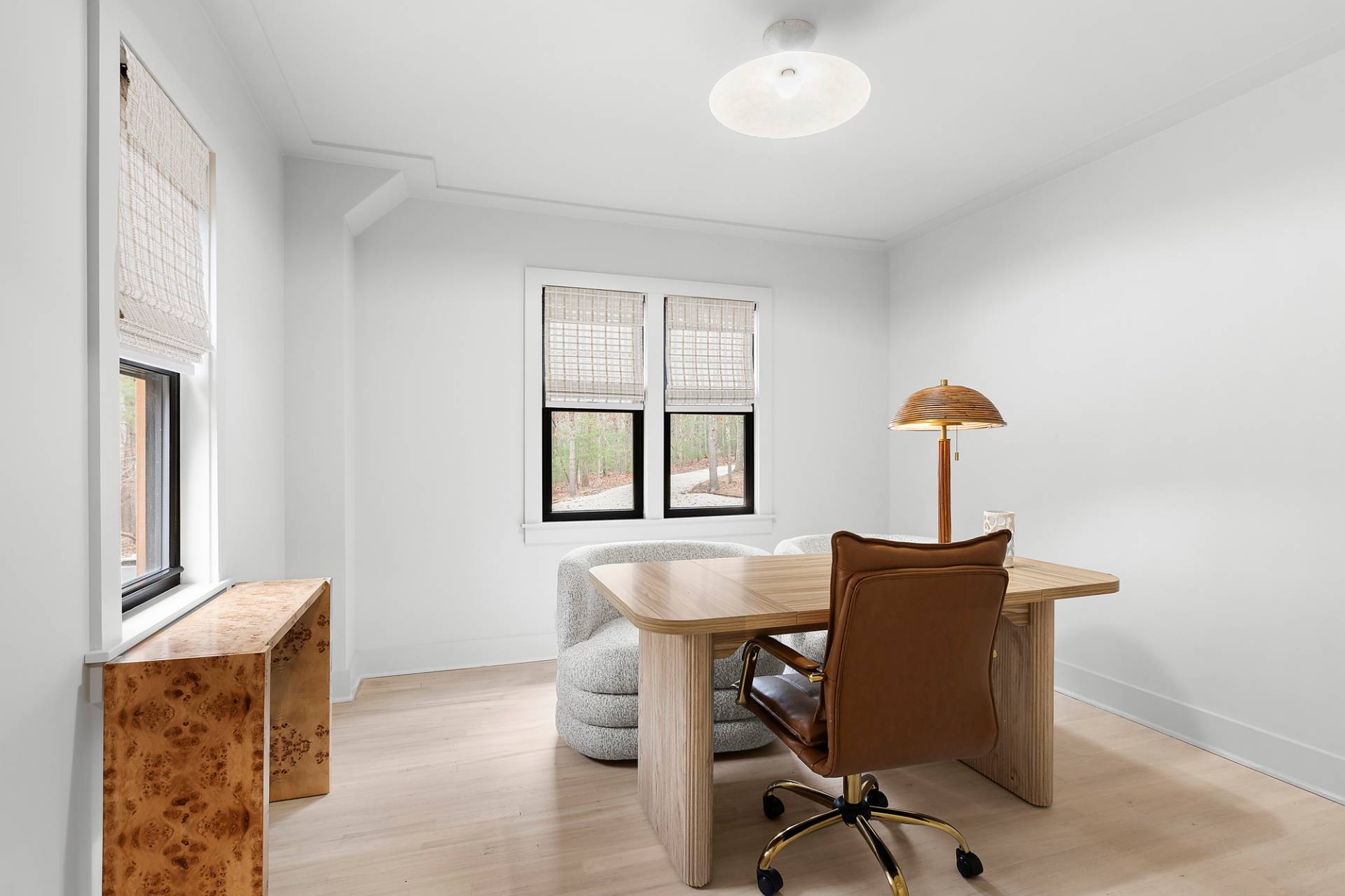 5 Phoebe Scoys Road East Hampton, NY 11937 - Photo 29 of 43 a workspace with furniture and window