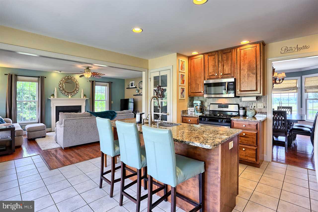 292 Martin Road Carlisle, PA 17015 - Photo 3 of 25 Gallery Image 3